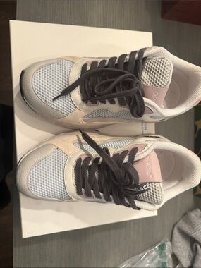 Off-White Women's Gray and Pink Lace-Up Sneakers